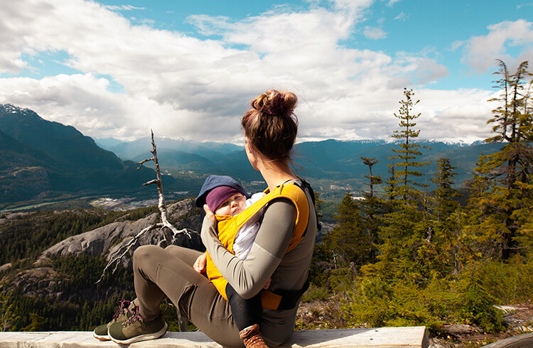 Bébé à la montagne